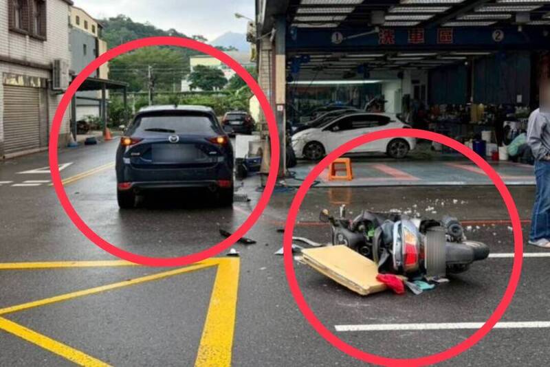 蘇澳機車撞轎車 騎士及時閃開路面滑行近10米驚險畫面曝光