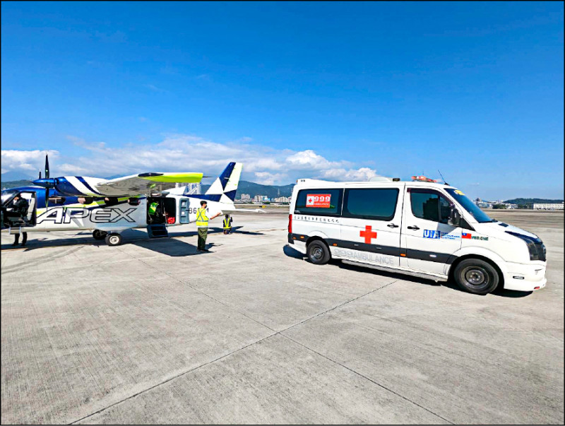 安捷航空醫療後送專機去年爆胎 運安會要求強化「疑似重落地」通報