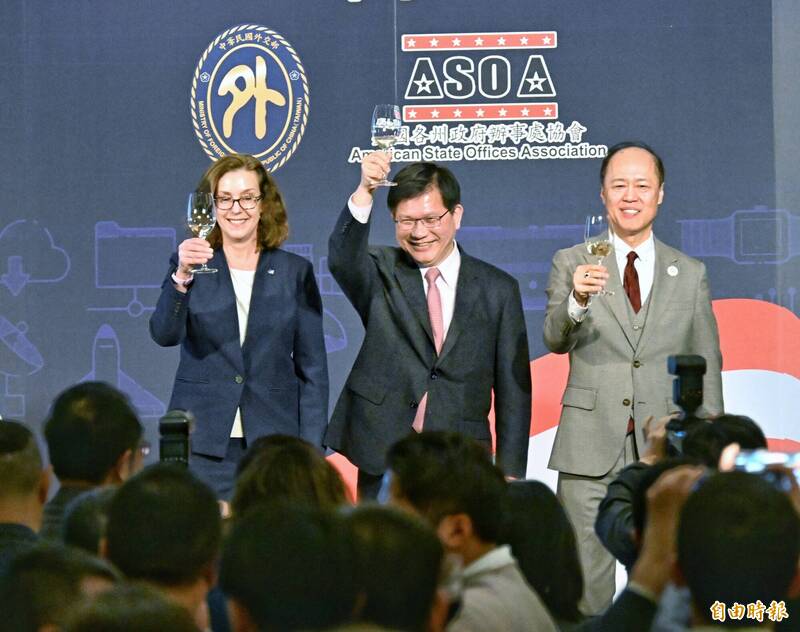 中媒稱日本砸百億培養台灣「媚日人士」 林佳龍批：情緒性攻擊