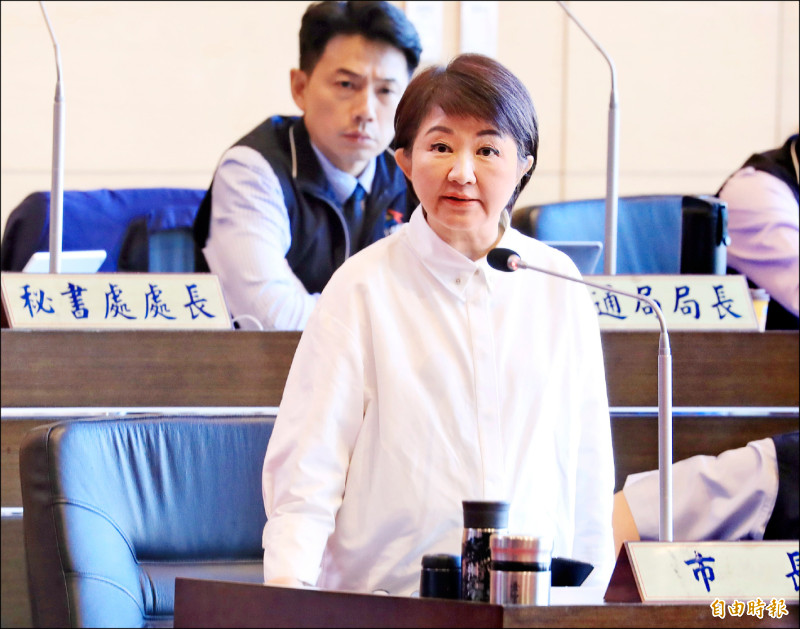 藍委提修「國籍法」 中配參政權不受規範》盧秀燕：有中國籍 不應服公職