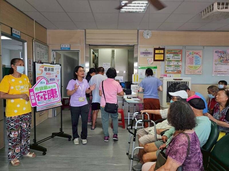 嘉縣布袋衛生所整合疫苗接種與癌篩 揪出鄉親大腸癌
