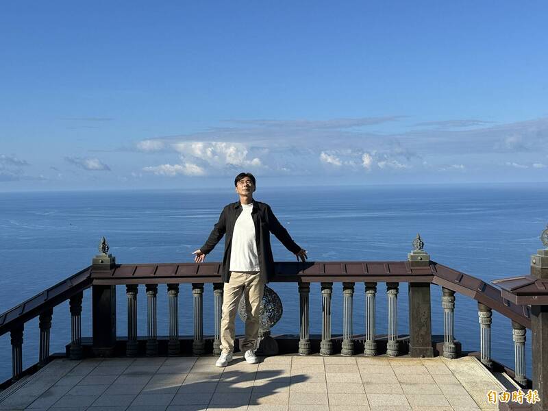 離開歌壇30年再獻聲 李恩邦推公益曲《有我們在》MV