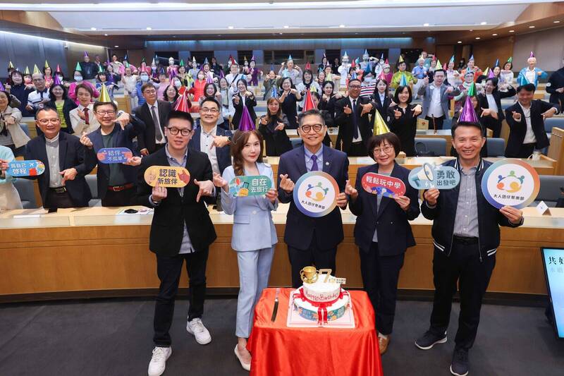 旅遊業界推樂齡志工導覽培訓 媒合長者「打工換宿」全台走透透