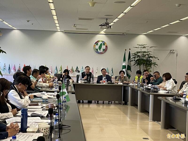 中市府編3.6億抽現金 議員批受關稅衝擊的中小企業補助竟不及購物節1/10