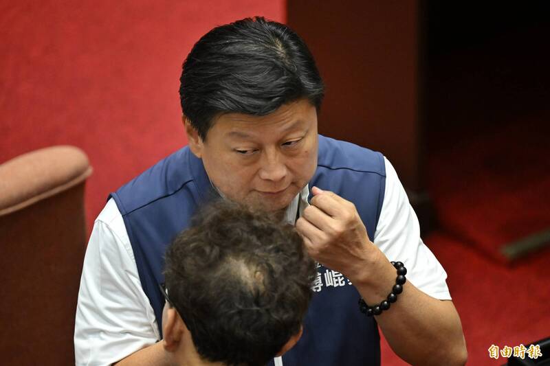 傅崐萁提案放寬中配參政權 林智群怒轟:中國人在中國都沒投票權