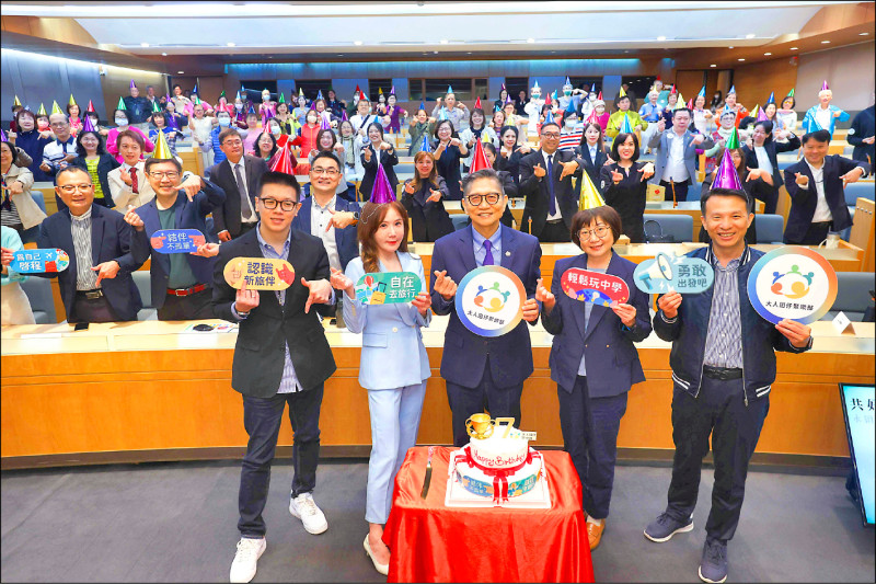 觀光業明年開課 培訓長輩打工換宿