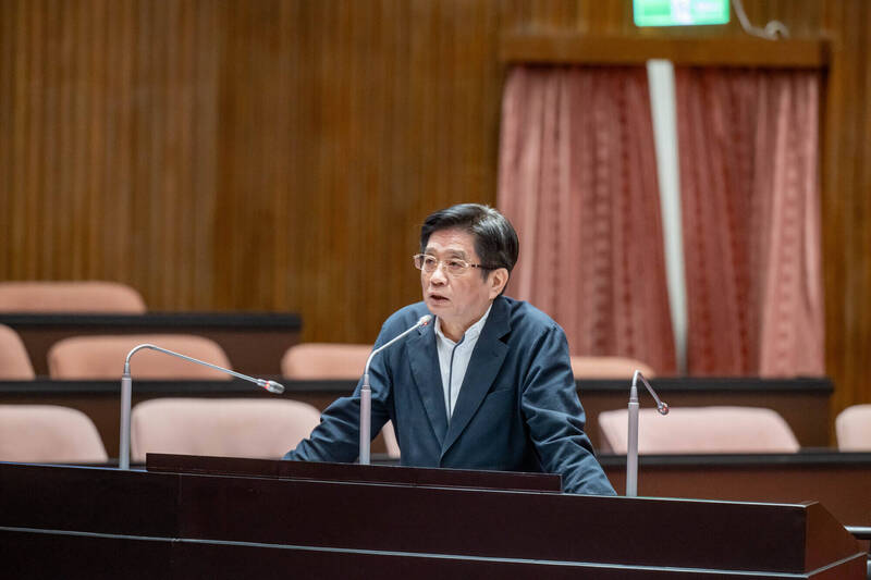 立委吳琪銘提案推INPASS敬老卡 全國公共運輸適用