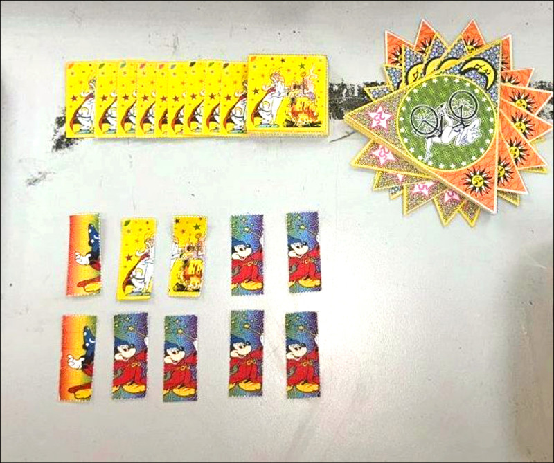 刑事局破 大麻蜂蜜國際包裹、毒郵票2700格