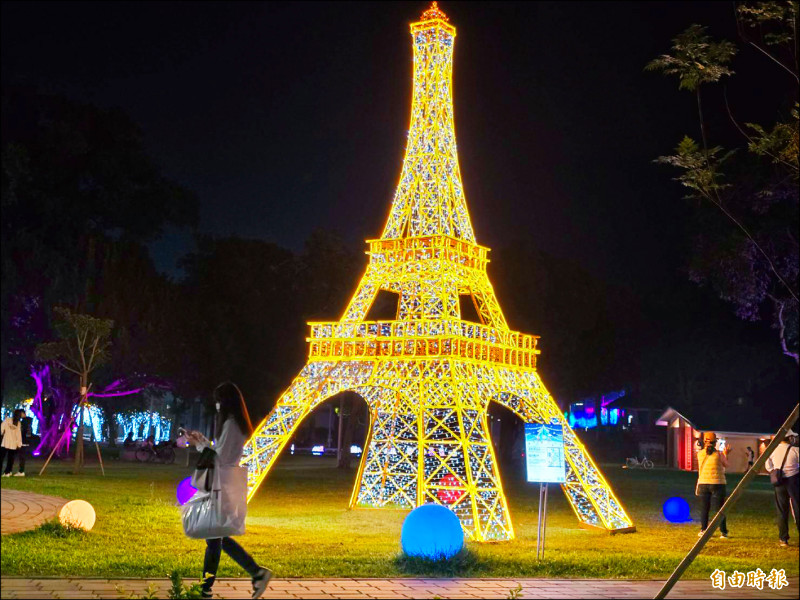 屏東聖誕節 主打聖誕村、雙主燈