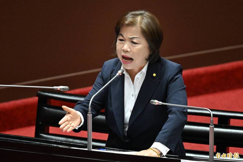 賴清德推1.25兆軍購特別預算 楊瓊瓔批：送錢給美國 對人民喊窮