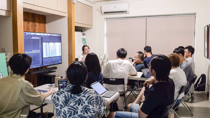 聽海湧導演主持交流會 助高雄青年認識影像產業