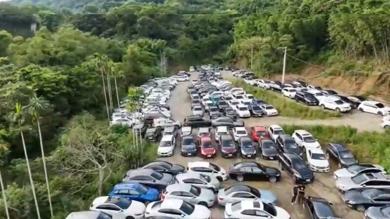 假購車貸款詐乾被害人！三環幫藏匿數百輛權利車 新竹山區成停車場