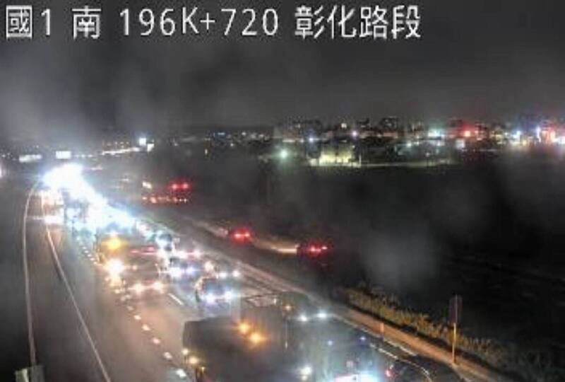 夜間施工？ 國1彰化南下路段大塞3公里 開車族傻眼