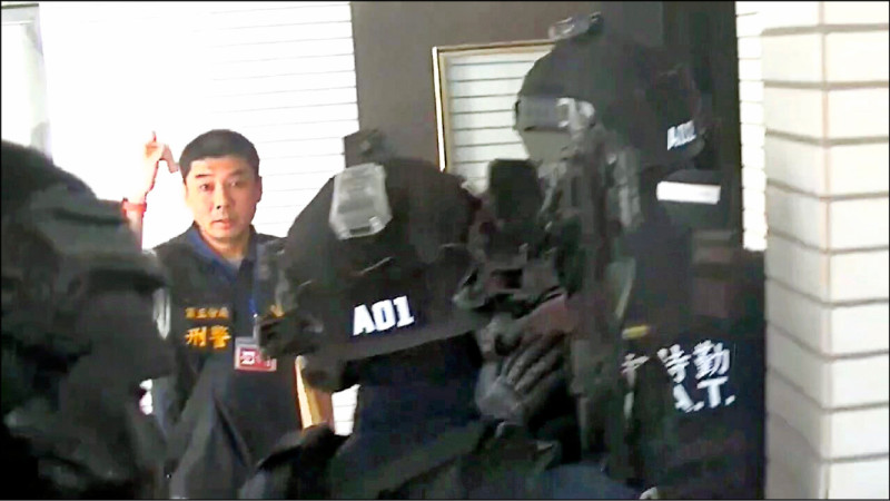 通訊行掩護賭詐 百人被騙2.6億