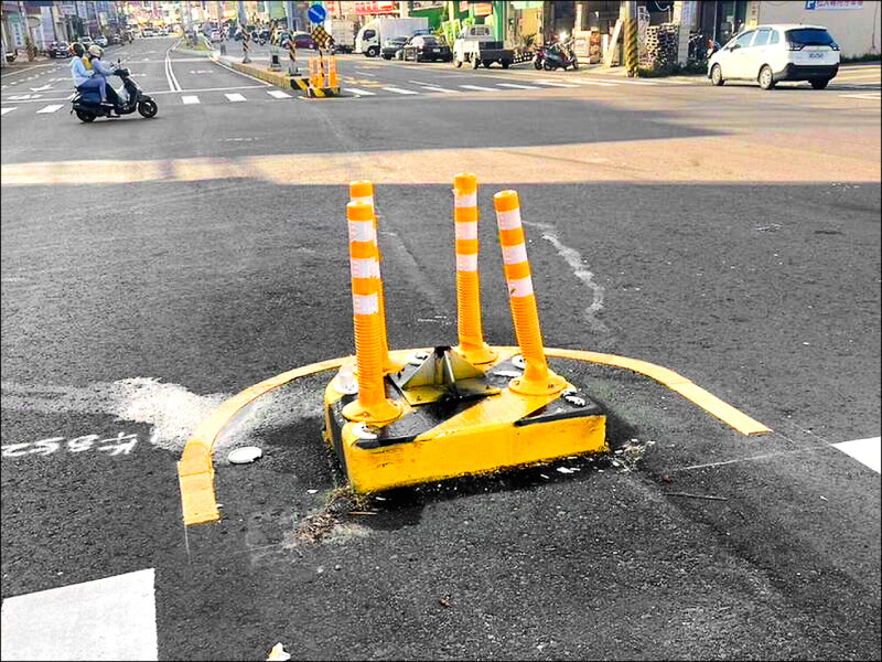 彰化彰南路15處庇護島 半年被撞11次