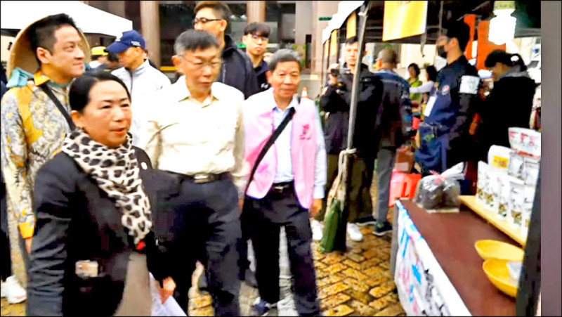 涉反滲透法收押》自稱前中共國企幹部 中配徐春鶯積極助選柯