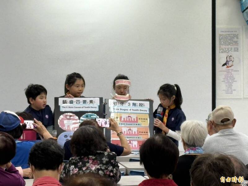 自強國小幼童軍深入社區推廣口腔保健獲長者熱烈回響