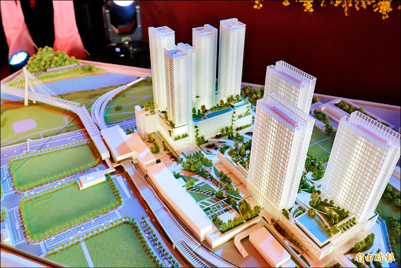 總投資985億 新北捷運14張站開發案簽約