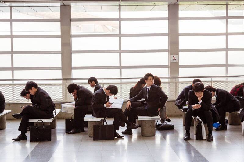 美國零售業短期工需求急凍 求職者嘆:狂投履歷全被拒