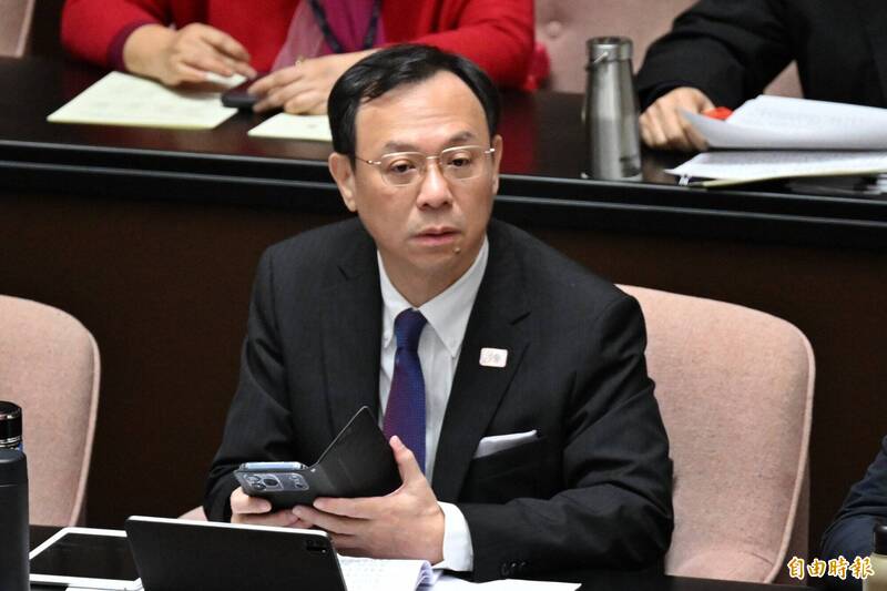 中配依親健保爭議 石崇良：從公平正義來看須要審慎思考