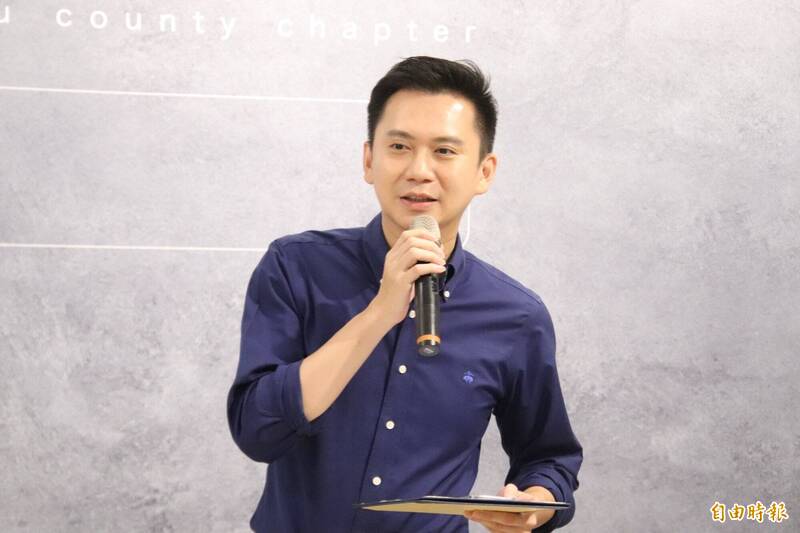 解讀竹縣長選舉民調 傳播學者：科技白、M型選民決定勝負