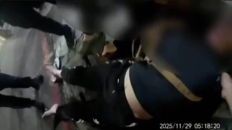 高雄男子酒後失控毆打商辦大樓員工3人全掛彩