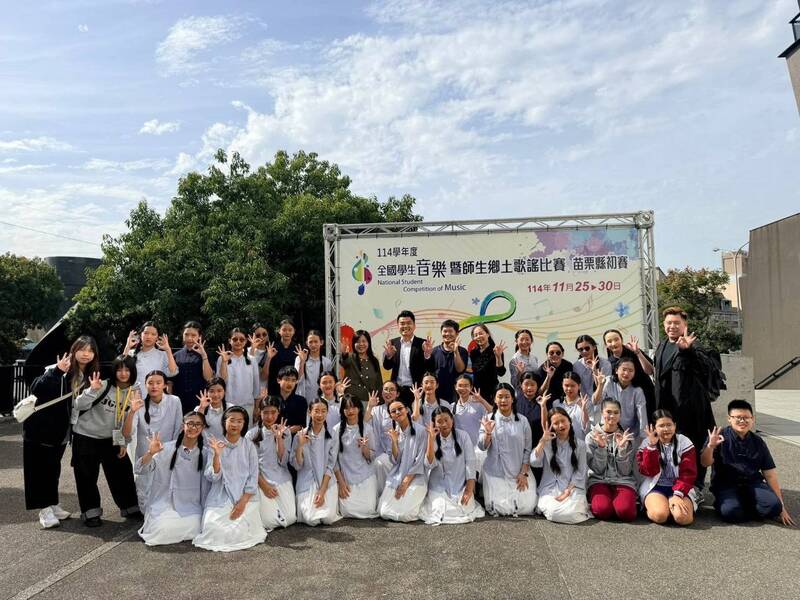 苗栗頭份建國國中合唱團罕見奪3項特優 將赴新加坡交流演出