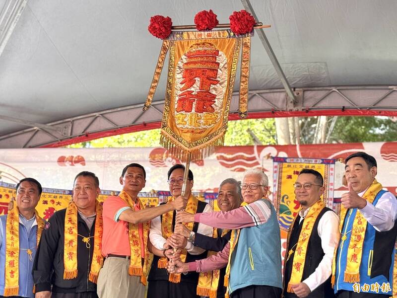 桃園三界爺文化祭「令旗交接」 預告明年中壢舉辦