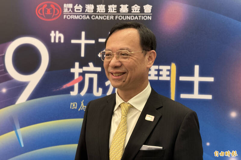 反對中配依親高齡者享健保遭藍批 衛福部長石崇良：我就講真話