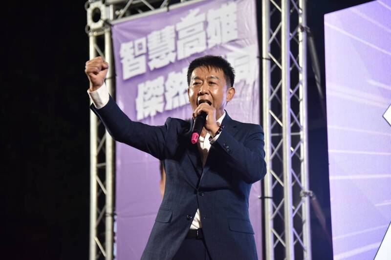 楠梓見面會逾兩千人 許智傑：延續陳其邁、帶領高雄發光發熱