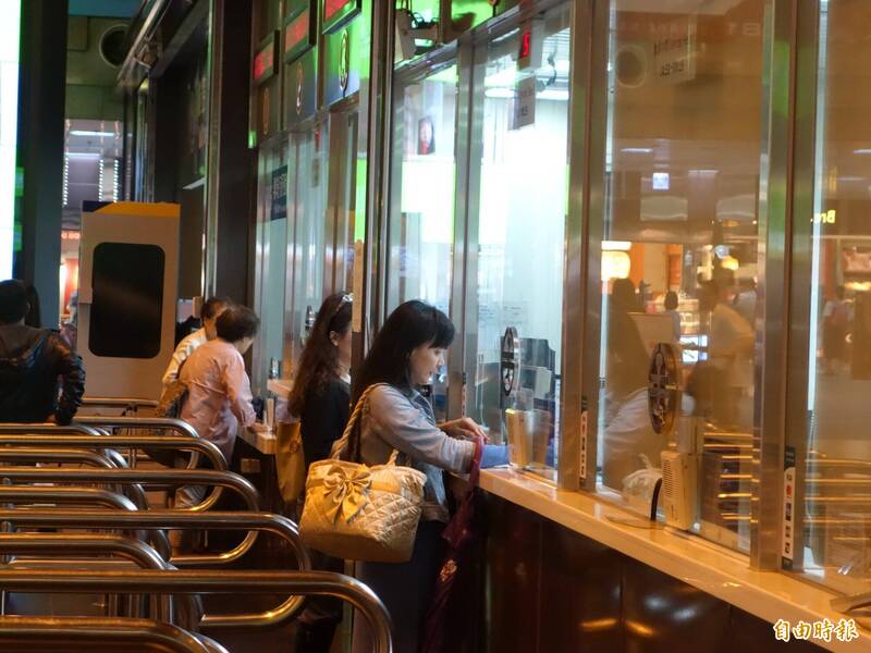 台鐵個人每日訂票上限提高至9張 擬115年1月實施