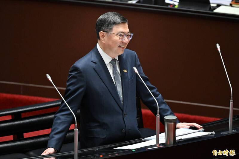 羅廷瑋質詢突問有檢查攝護腺？卓榮泰神回「這個」被讚爆