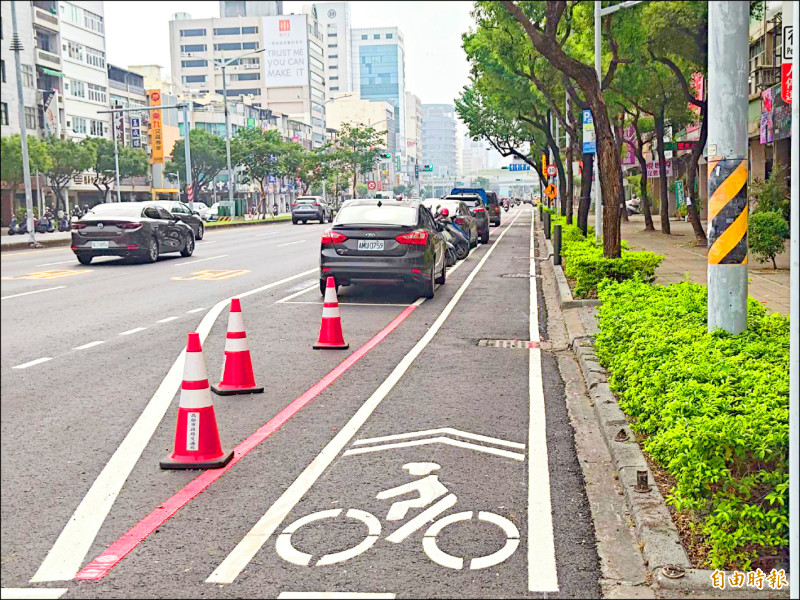 高雄保護型自行車道 增至1025公尺