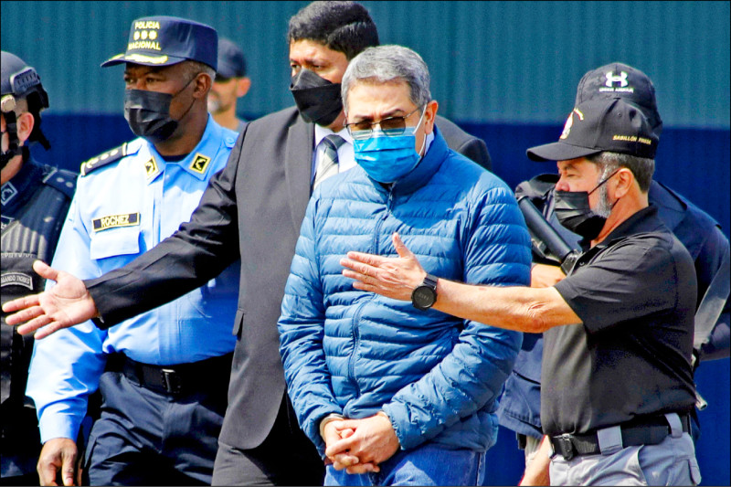 特赦葉南德茲 川普介選宏都拉斯