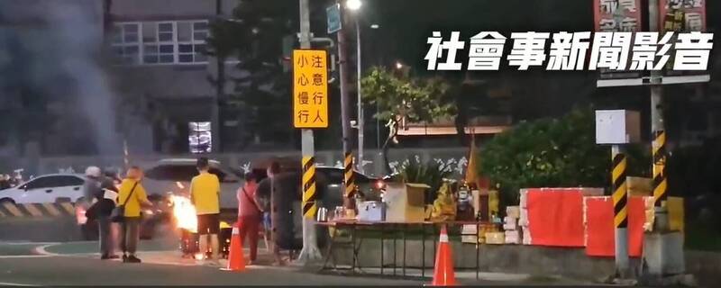 高雄宮廟路邊燒金紙 市府將開2張罰單
