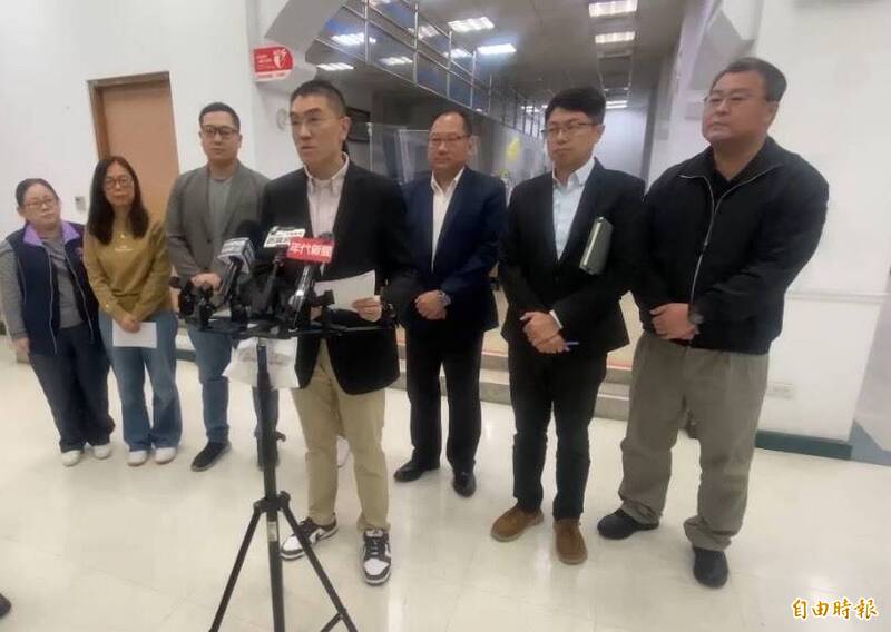 基隆自來水連日異味!謝國樑:明起開罰台水 追暗管排放油污