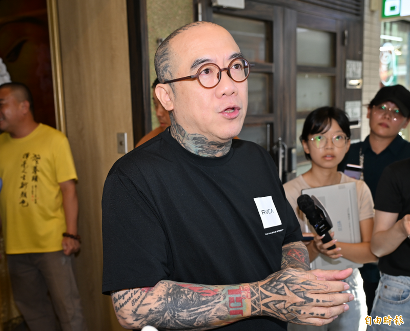 無償辦理新北殉職警喪葬  鋼鐵爸突發布重大承諾被讚爆！