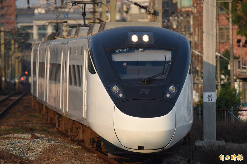 台鐵元旦假期車票賣出4.6萬張 自強號還有空位