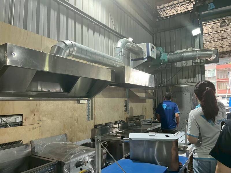 桃園輔導餐飲油煙防制裝設率逾7成 環保局:陳情下降5.2%