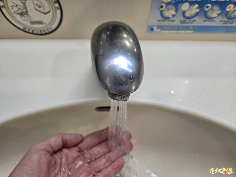 一區兩制!基隆油污影響汐止用水 張錦豪促汐止全區改喝翡翠水