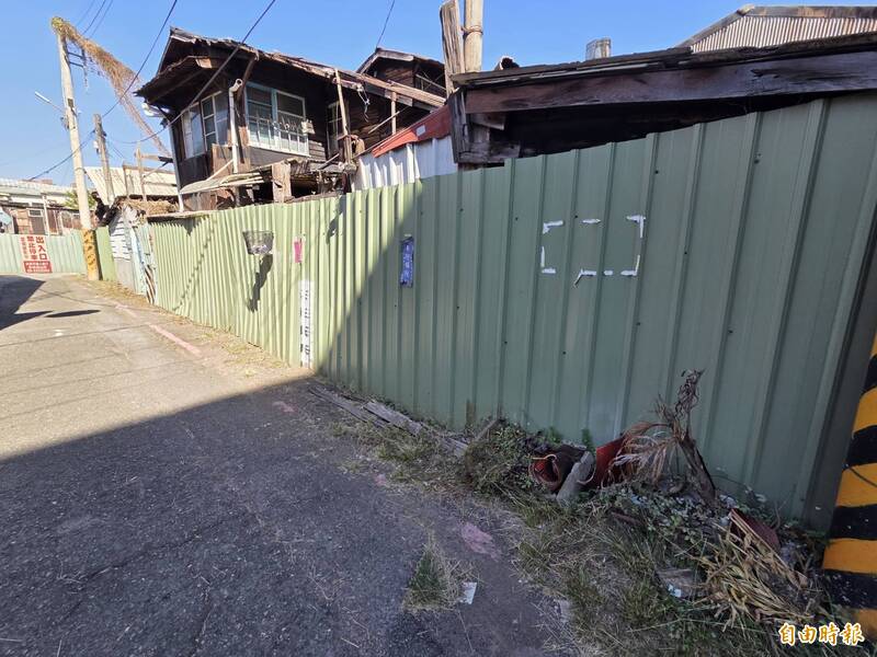 林鐵鐵軌旁宿舍雜物堆置、雜草叢生 嘉義分署：已派人清理