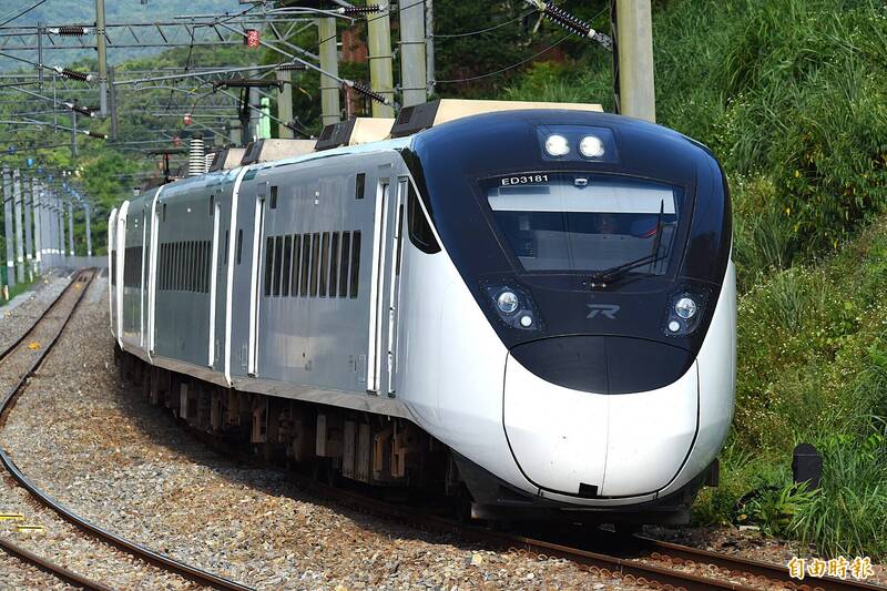 12/25放假!台鐵3天加開10列次自強號