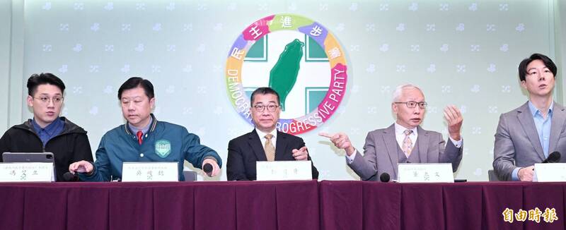 搬出孫中山！徐國勇點名「中國是唯一威脅」 號召青年進國安特訓班