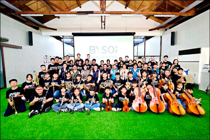 週日布袋音樂節 在地青少年交響樂團首演