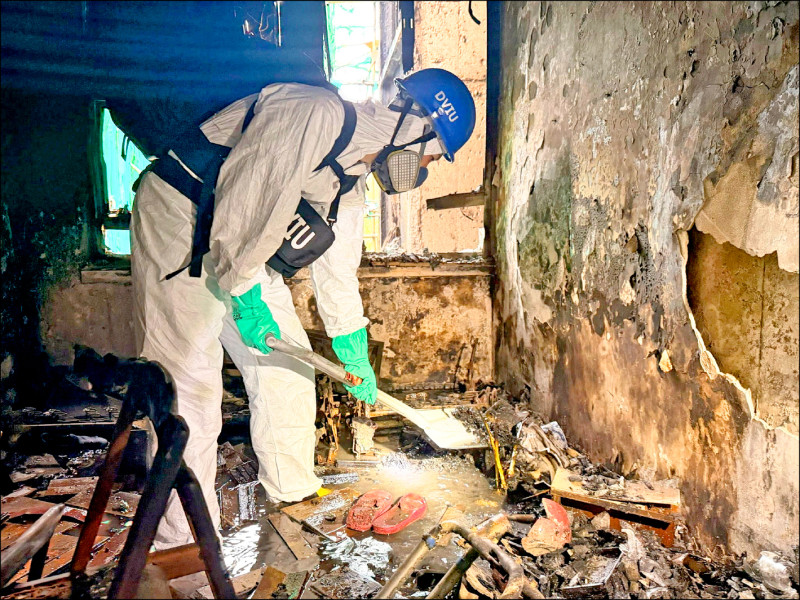 港宏福苑大火罹難人數增至151人》疑劣質保護網釀禍 港府逮捕14包商