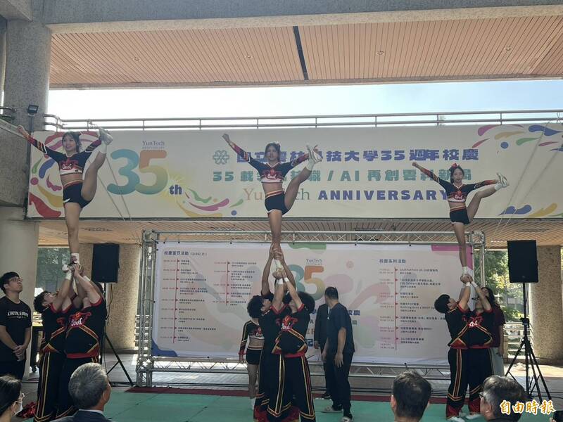 台酒塵封35年白蘭地重現 成雲科大校慶紀念酒