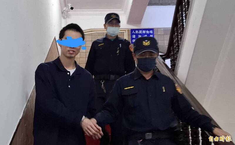 獨家》「魟魚老師」猥褻5男童拍性影像重判12年 接押庭喊「判太重」