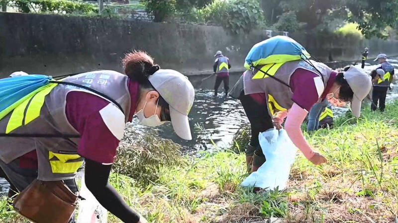 桃園公私協力守護黃墘溪 蘇俊賓肯定日月光是企業典範