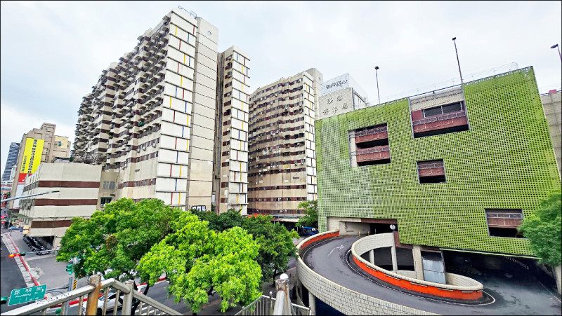 北市西寧大樓將改建 攤商不滿新規劃