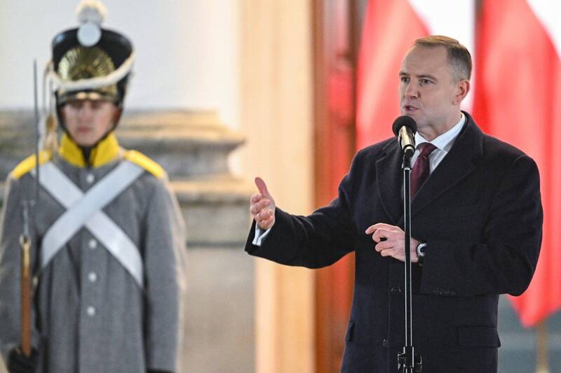 匈總理晤普丁惹議  波蘭總統取消布達佩斯會談